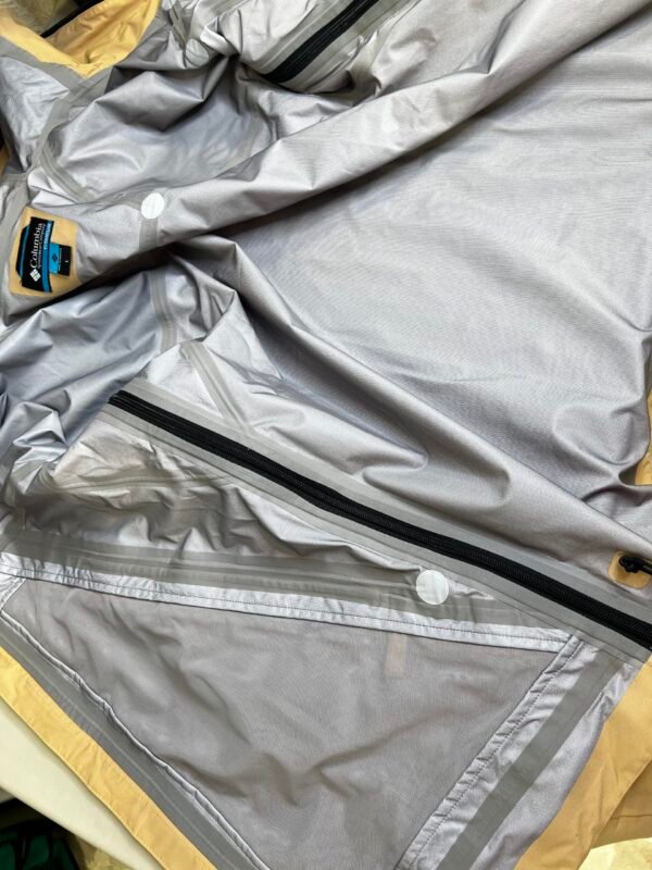 chamarra ligera 32 degrees heat para clima fresco y uso diario chamarra ligera 32 degrees heat para clima fresco y uso diario