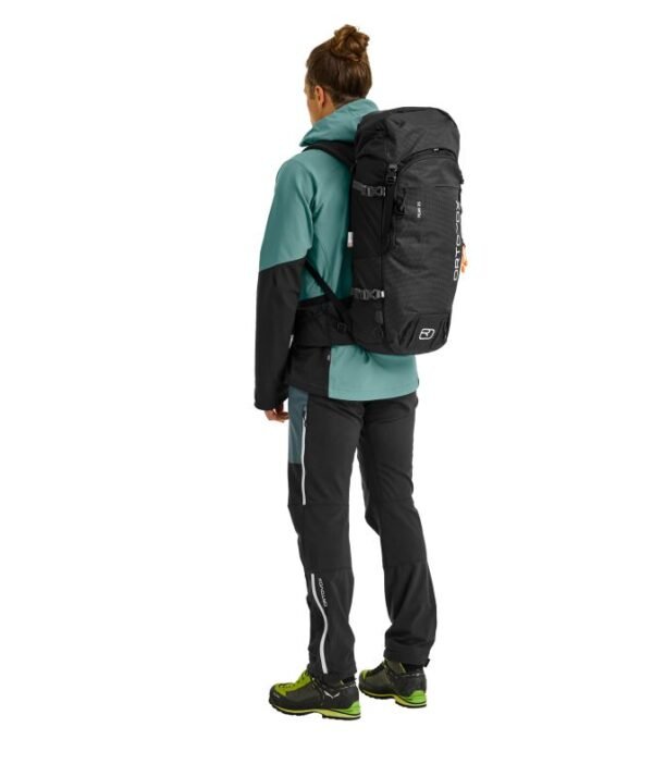 mochila técnica ortovox peak 35l – alpinismo profesional con swisswool