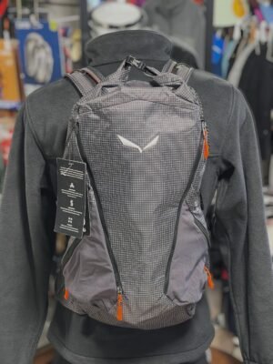 Mochila Salewa Pedroc Pro 22L – Speed hiking y trail running con sistema Dry Back Contact, cierre roll-top y acceso lateral para montaña en México