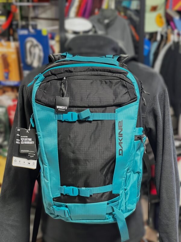 Mochila Dakine Women's Mission Pro 25L – Backcountry ski y snowboard para mujer con bolsillo de rescate avalancha, clamshell e hidratación insulada