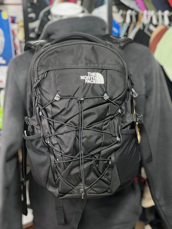 Mochila The North Face Borealis 28L negra – Daypack técnico con FlexVent para senderismo y uso urbano en México
