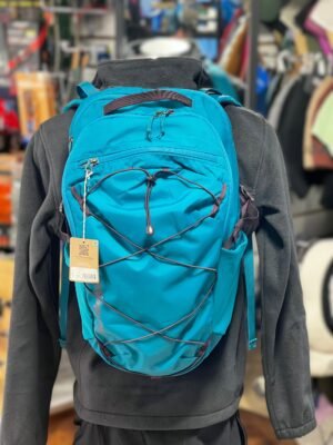Mochila Patagonia Refugio Daypack 30L – Gama Store Outlet México Mochila Patagonia Refugio Daypack 30L – Daypack versátil con sleeve laptop removible, Desk Caddy, panel airmesh e hidratación para universidad, trabajo y aventura en México