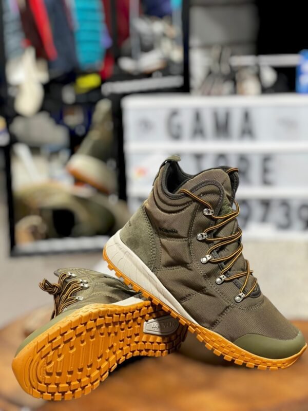 Bota Columbia Fairbanks Omni-Heat Deep Olive – Bota de invierno con Omni-Tech, Omni-Heat 200g y Omni-Grip para nieve y aventura en México